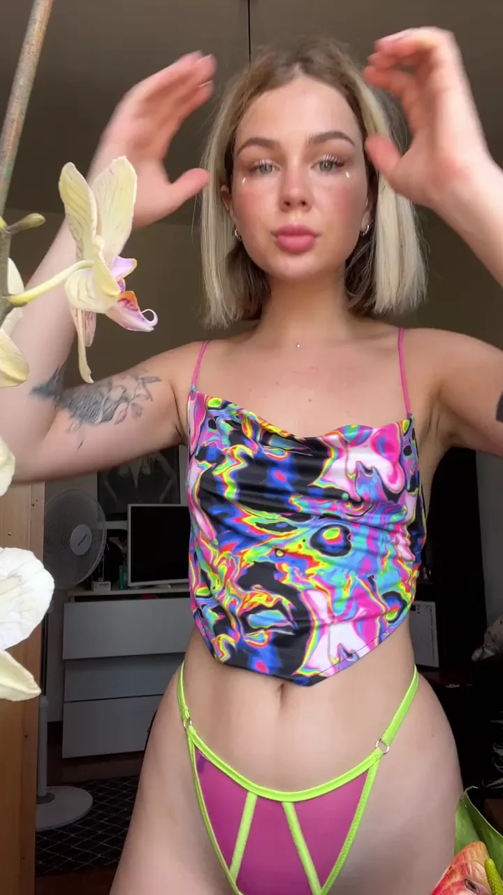 i may be pale, but i'm young and hot