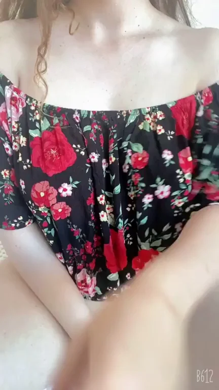 My natural tits love to bounce