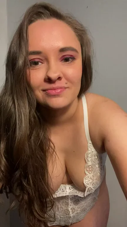 A twerk and a titty tease
