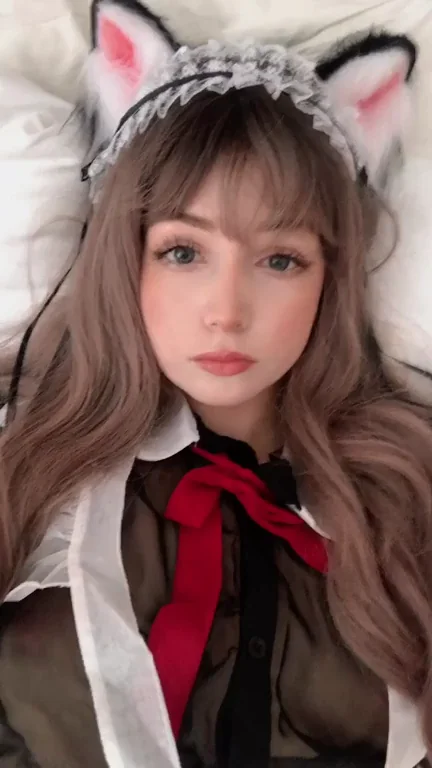 Would you fuck me whilst I’m wearing this? ?