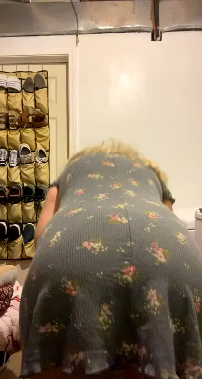Booty Applause: Twerking Thunderclaps That Echo!