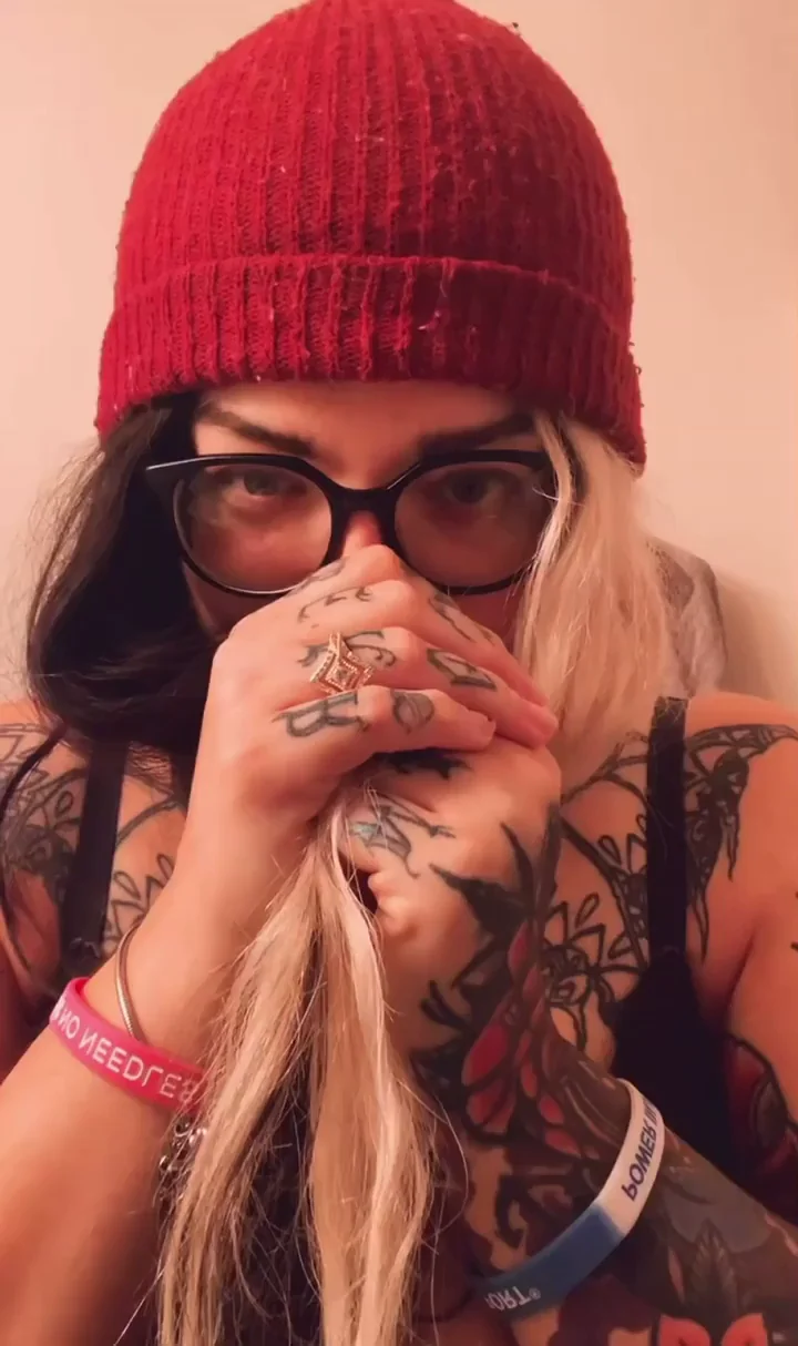 Oops! My Shirt Slipped Off 😏🍒 Big Tits MILF Tease