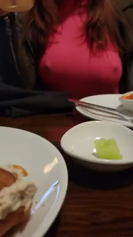 Restaurant Tease: Hot Chat Makes Her Nipples Throb Hard [GIF]