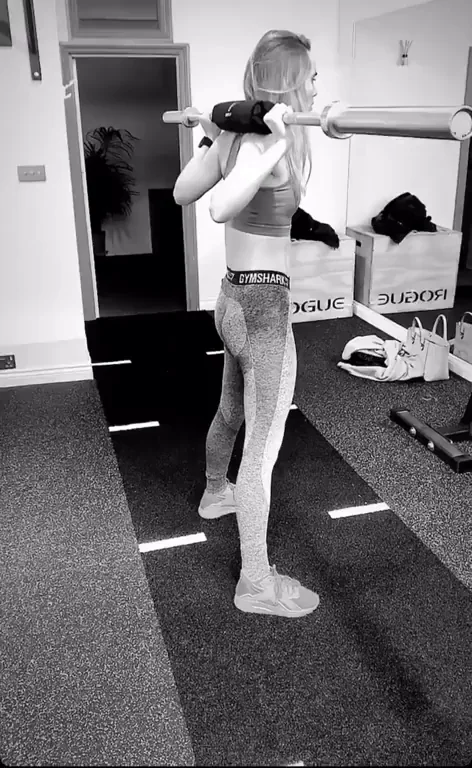 Suki Waterhouse