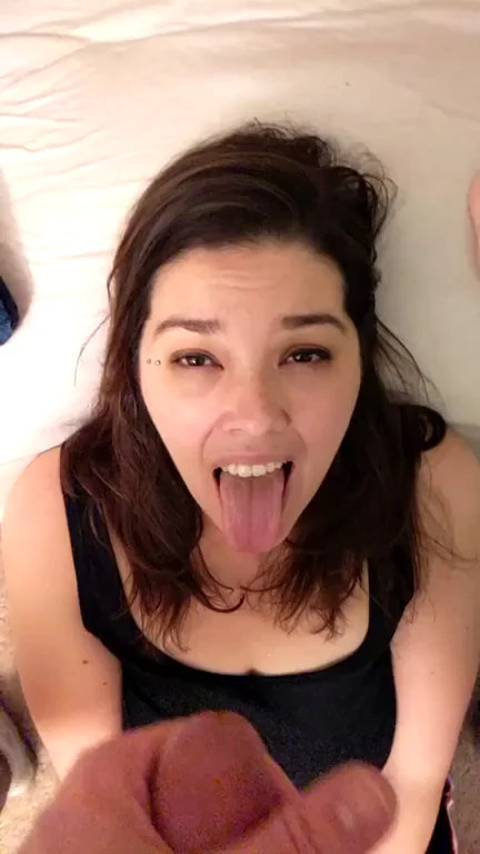 Cum Pooling in My Eye 😍 Trying to Open 'Em Hehe! 💦👅