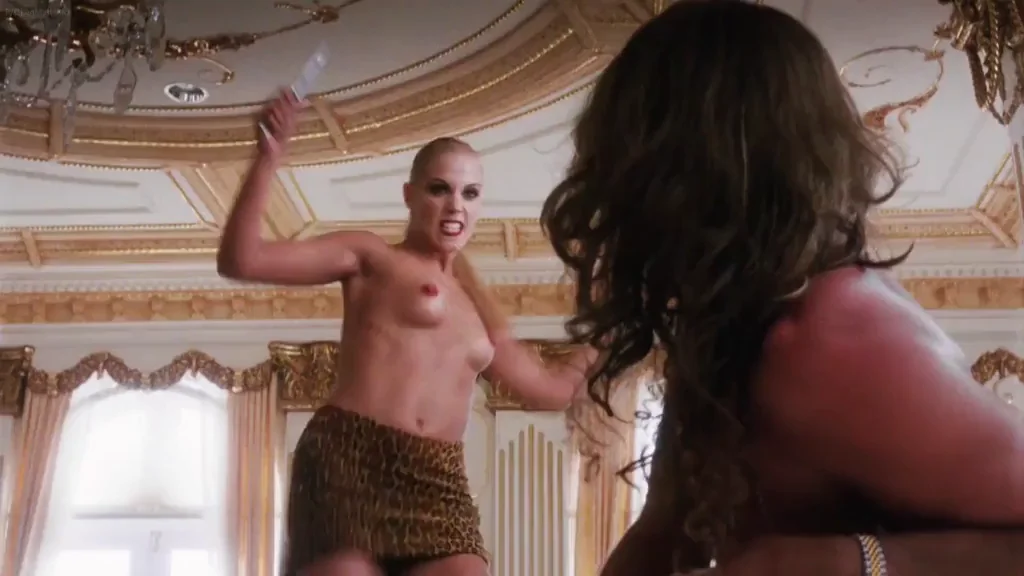 Elizabeth Berkley's Slutty Upskirt Pussy Tease in Showgirls Glory