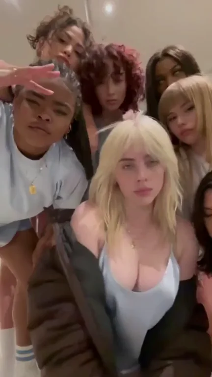 Billie Eilish in her new tiktok video