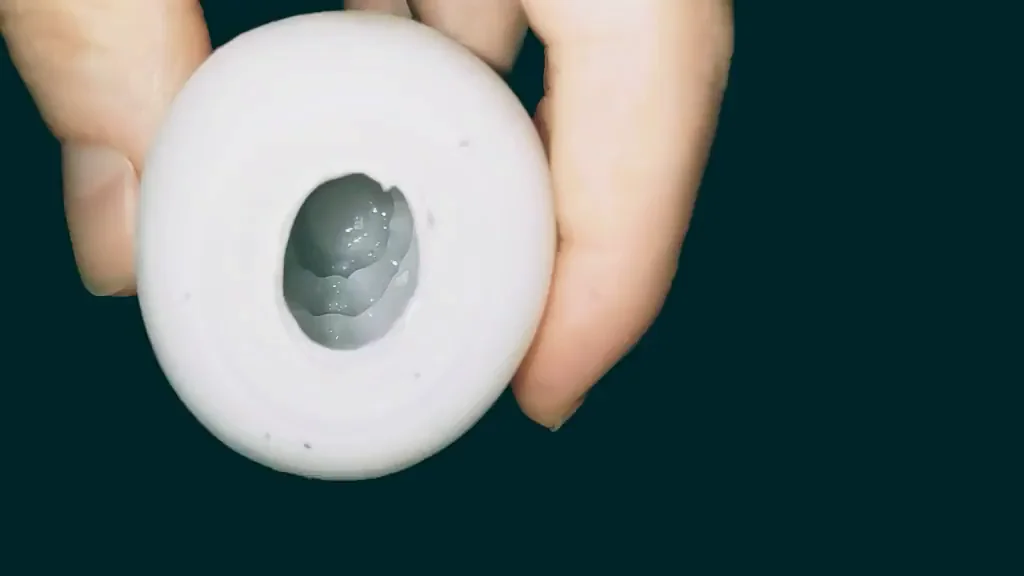 💦 Precum-Drenched Fleshlight After 2 Hours of Gooning! DM for More 🔥