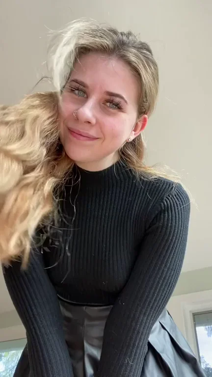 Cute Fuckdoll Teases in Tight Sweater & Leather Skirt for College 😈📚