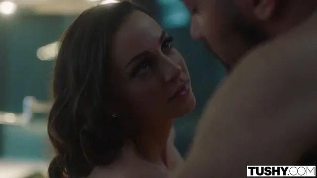 Abigail Mac's Juicy 🍑 Craves BBC Anal Poundage 😈🔥