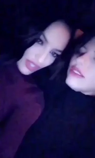 Freaky Tongue Play