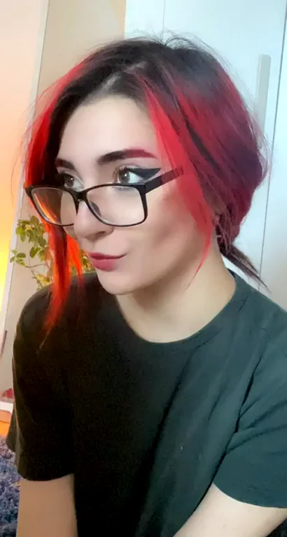 Senpai Makes Cute Glasses Girl Go Full Ahegao Slut 😍🤪💦