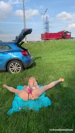 Traffic Jam Break: Blonde Slut Fingers Her Pussy by the Car! 🚗💦😈