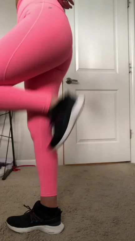 I don’t know how my booty fits in these ?