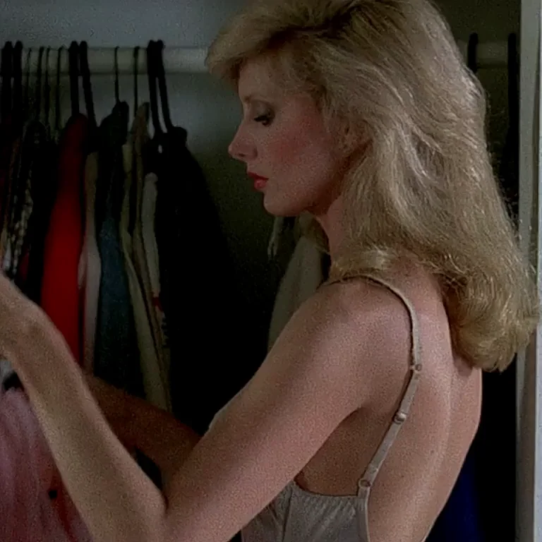 Morgan Fairchild's Steamy Bathtub Tease (1982)