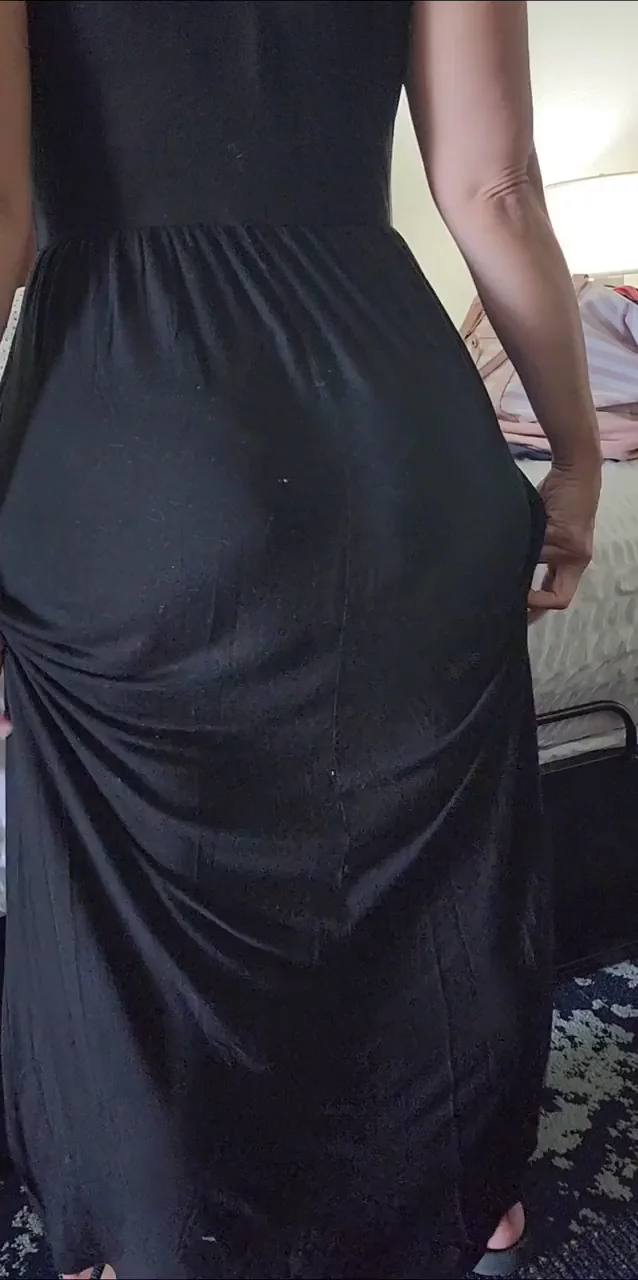 I'm gonna pull these down and you're gonna eat my ass