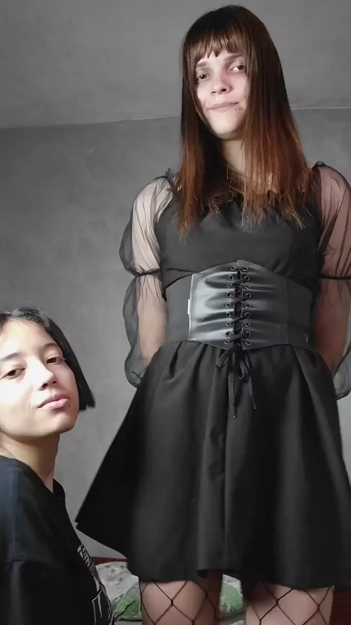 Playing with my trans girlfriend