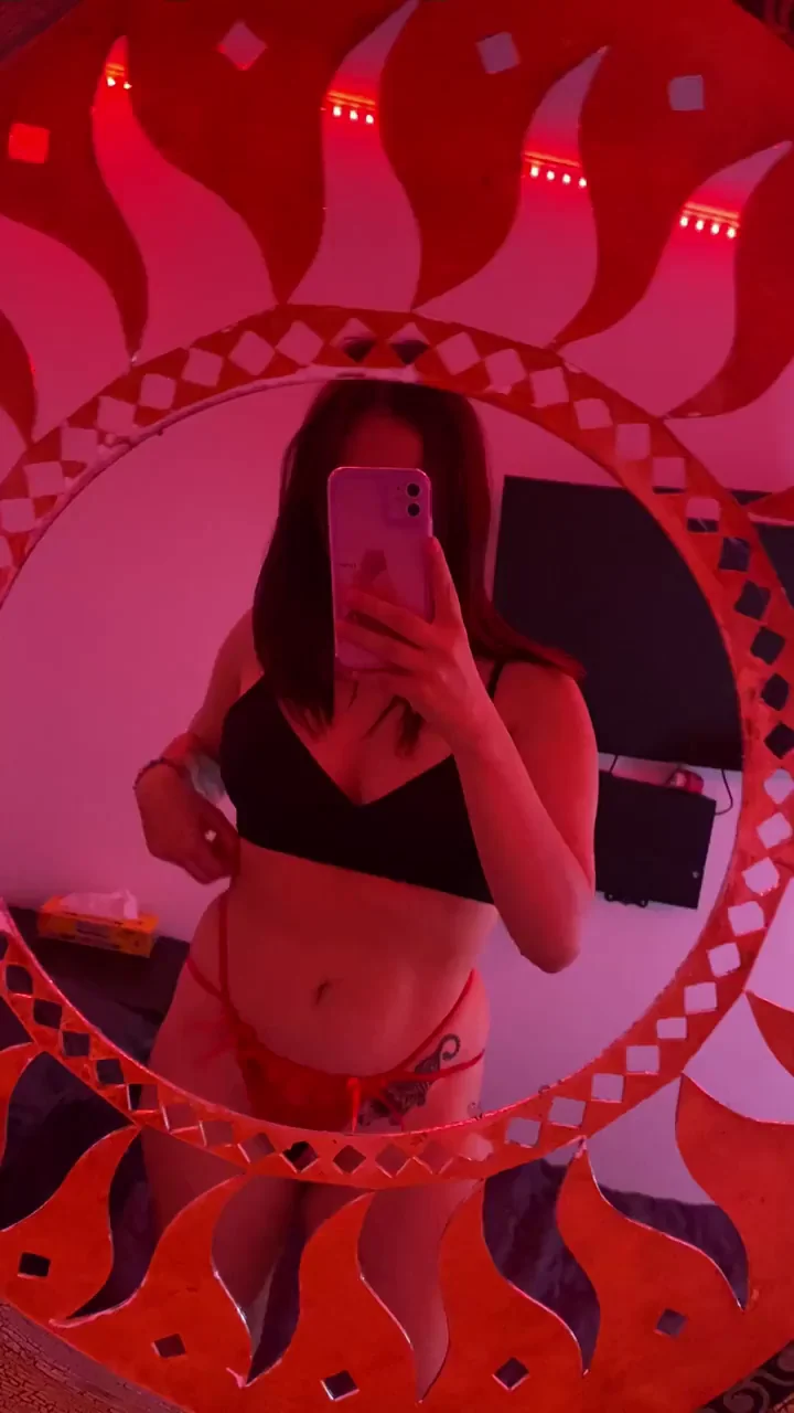 First Gape Thrill 😈🍑🔥