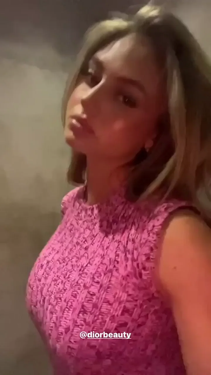 Filling out a pink top