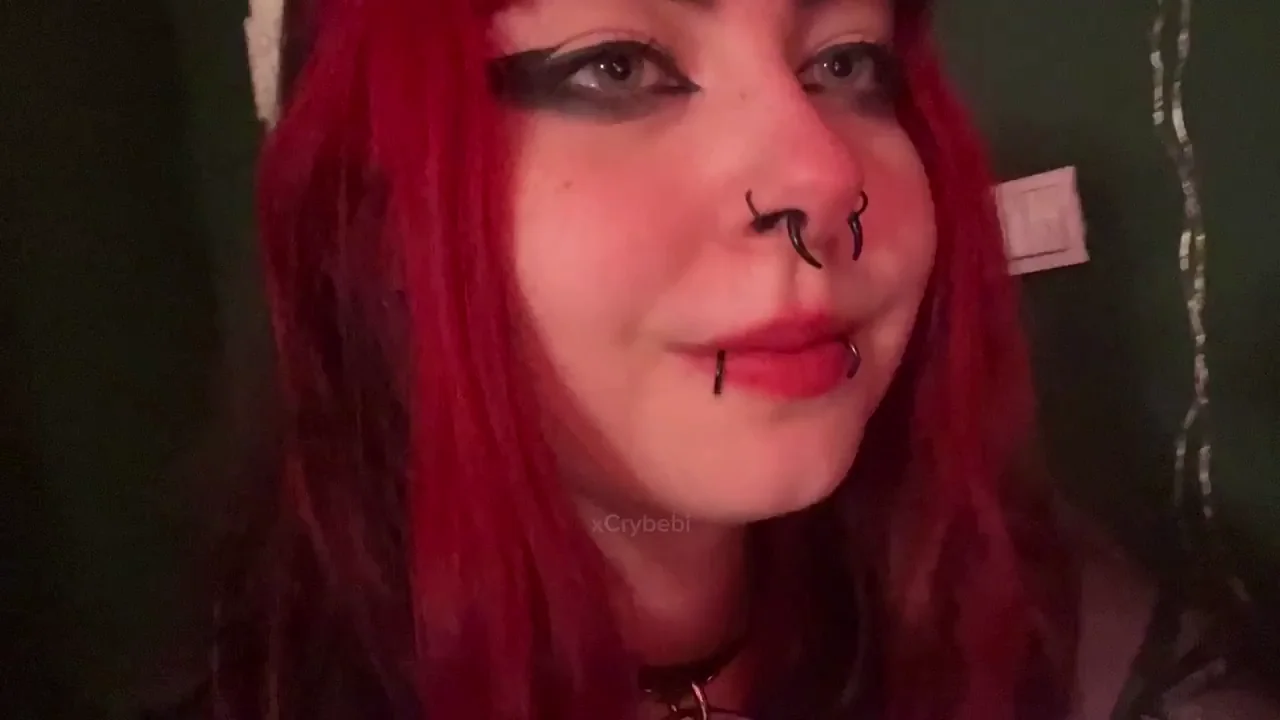 Are you more into ass or tiddies?â™¥ï¸