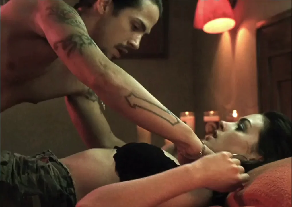 Anne Hathaway Lookalike Gets Choked and Ravished by Inked Stud