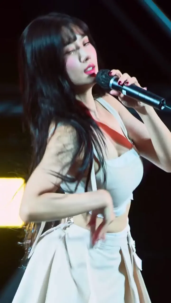 Kwon Eunbi