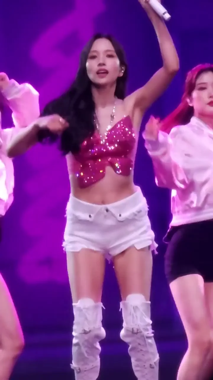 TWICE - Mina
