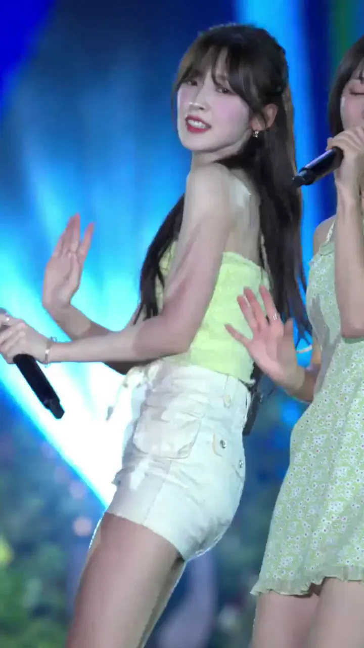 Oh My Girl - Arin