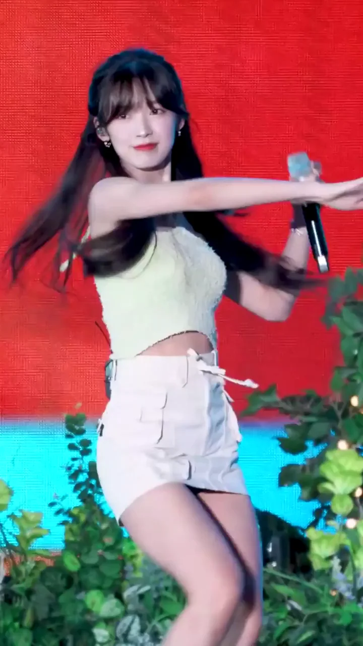 Oh My Girl - Arin