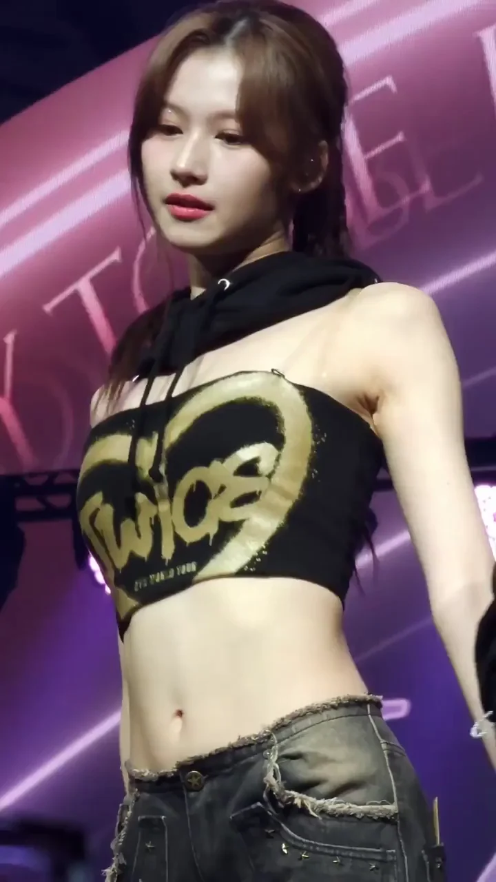 Sana from TWICE Teasing in Sexy Crop Top & Ripped Jeans 🔥🍑