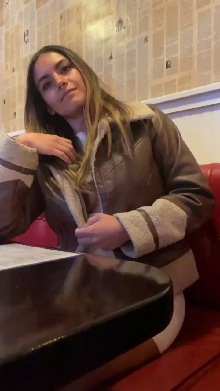 My favorite dress to wear out to dinner ;) [gif]
