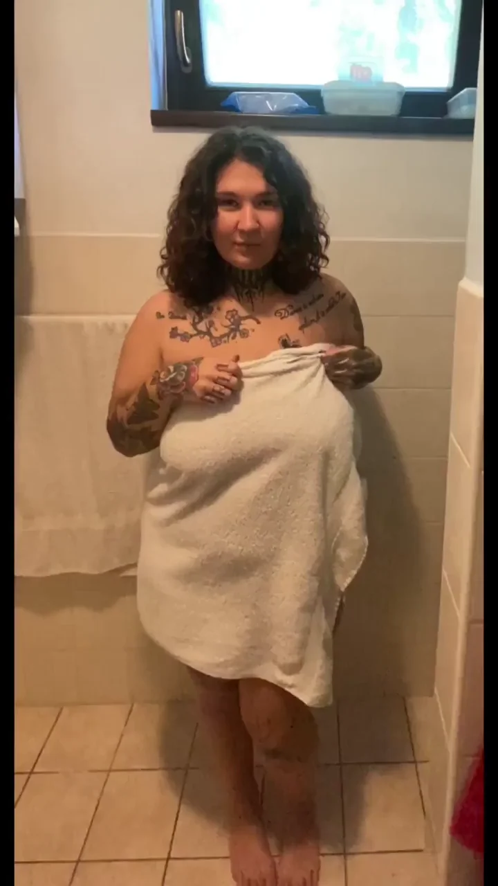 Score my boobs