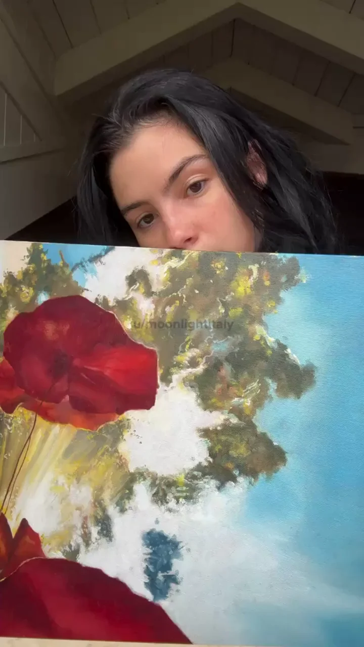 24 year old Italian, painter and naked... do I attract you?ðŸ¥°