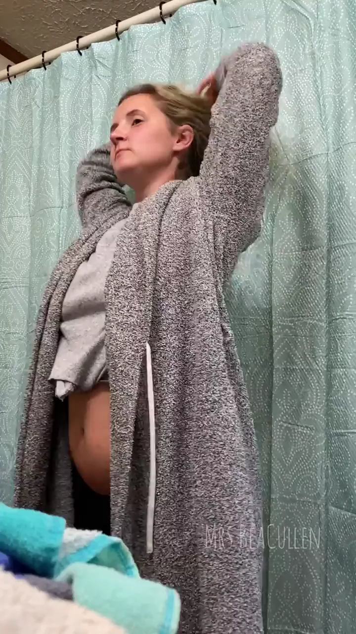 Good Morning Honey ☕️ Pregnant MILF Teases in Open Robe [F] 🔥