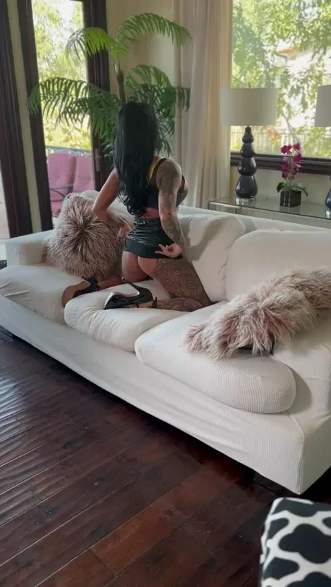 BTS of my photo shoot.