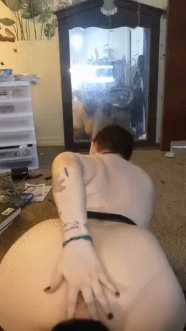 Thick Ass Slut Wrecked by Fucking Machine in Her Tight Anal Hole