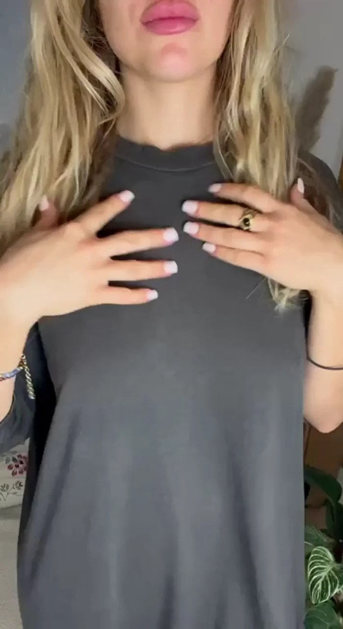 i am 18yo and have perfect tits