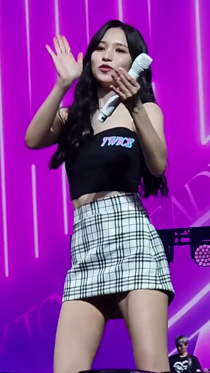 TWICE - Mina