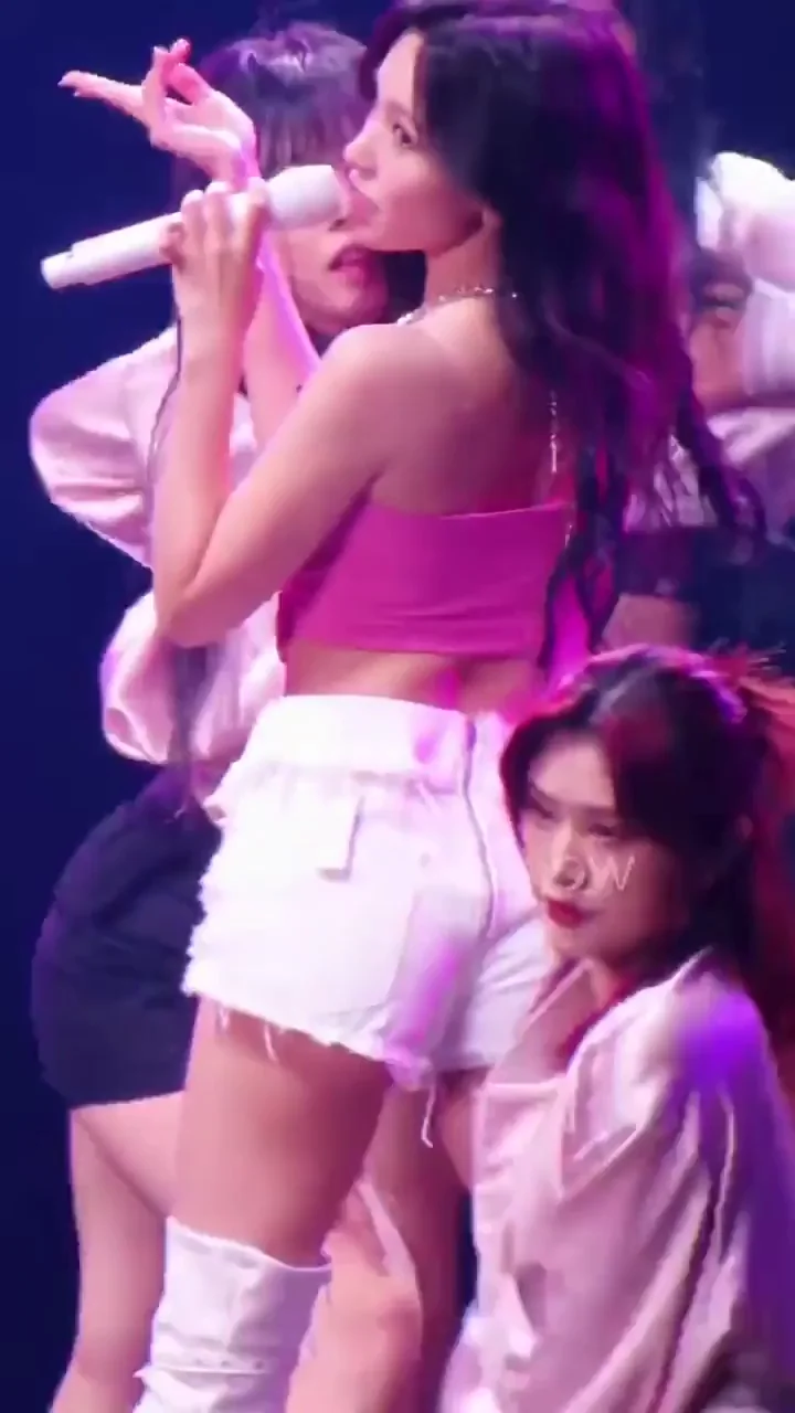 TWICE - Mina