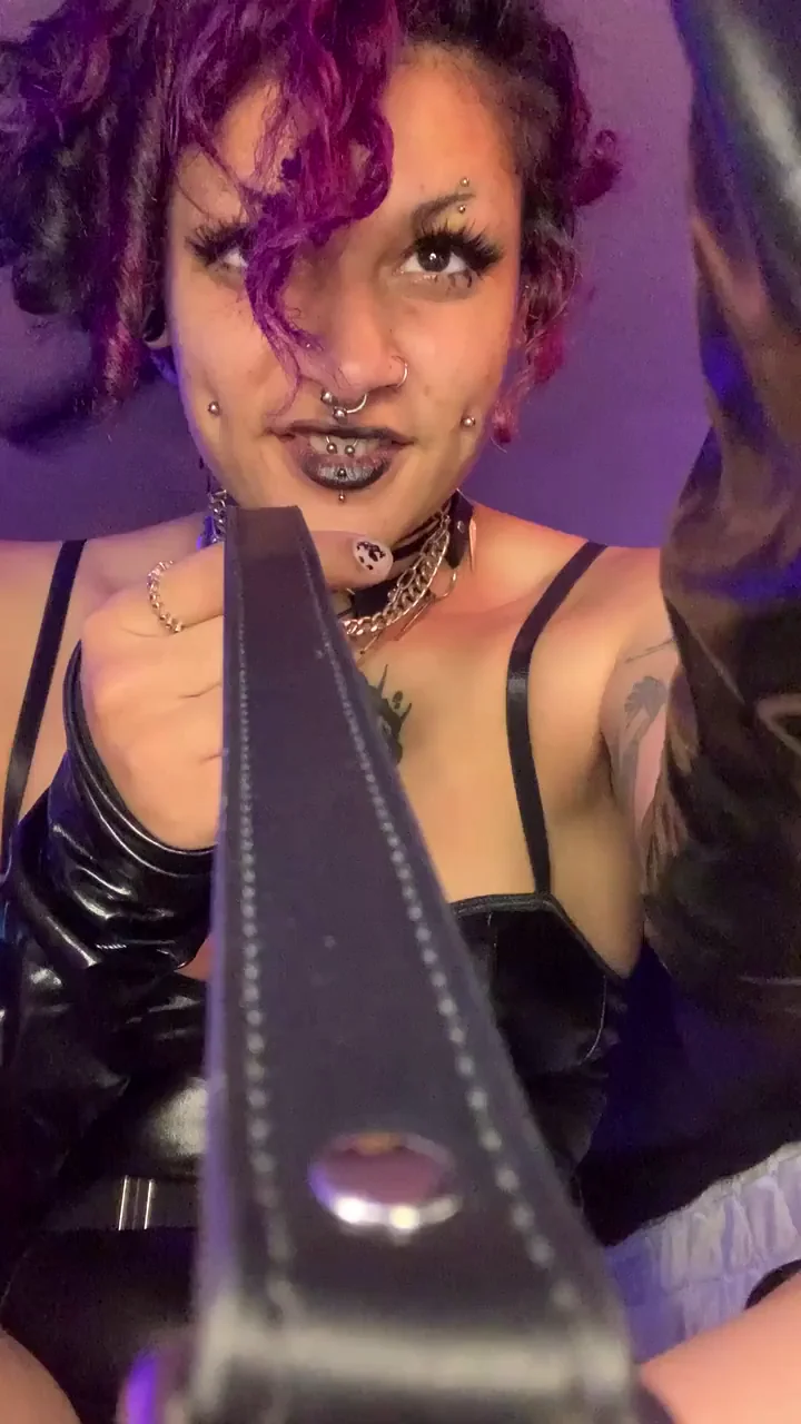 Obey Mommy Goth Domme: Leash Your Horny Pet Puppy 🖤🐕‍🦺💋