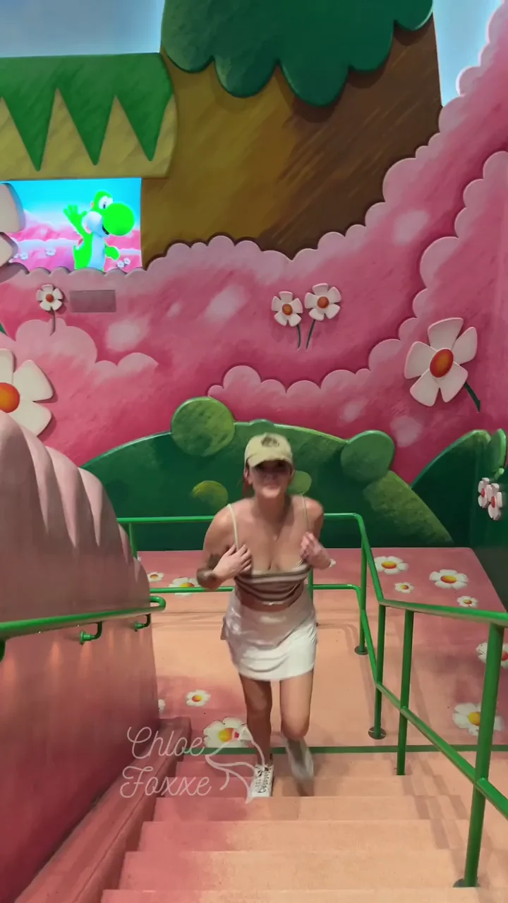 I was having so much fun I couldn't help but pull my tits out ;)