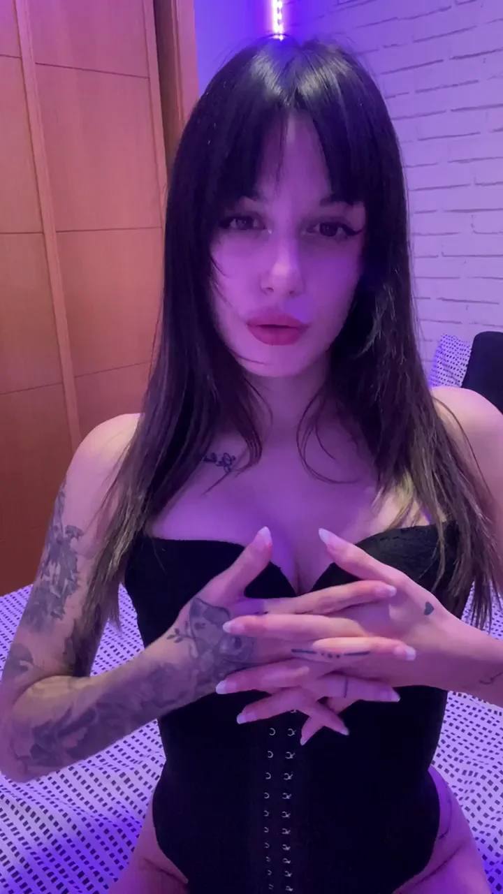 I love how I look in this one