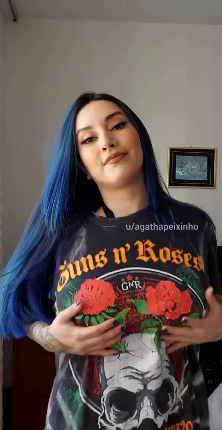 Would you fuck a girl with blue hair?