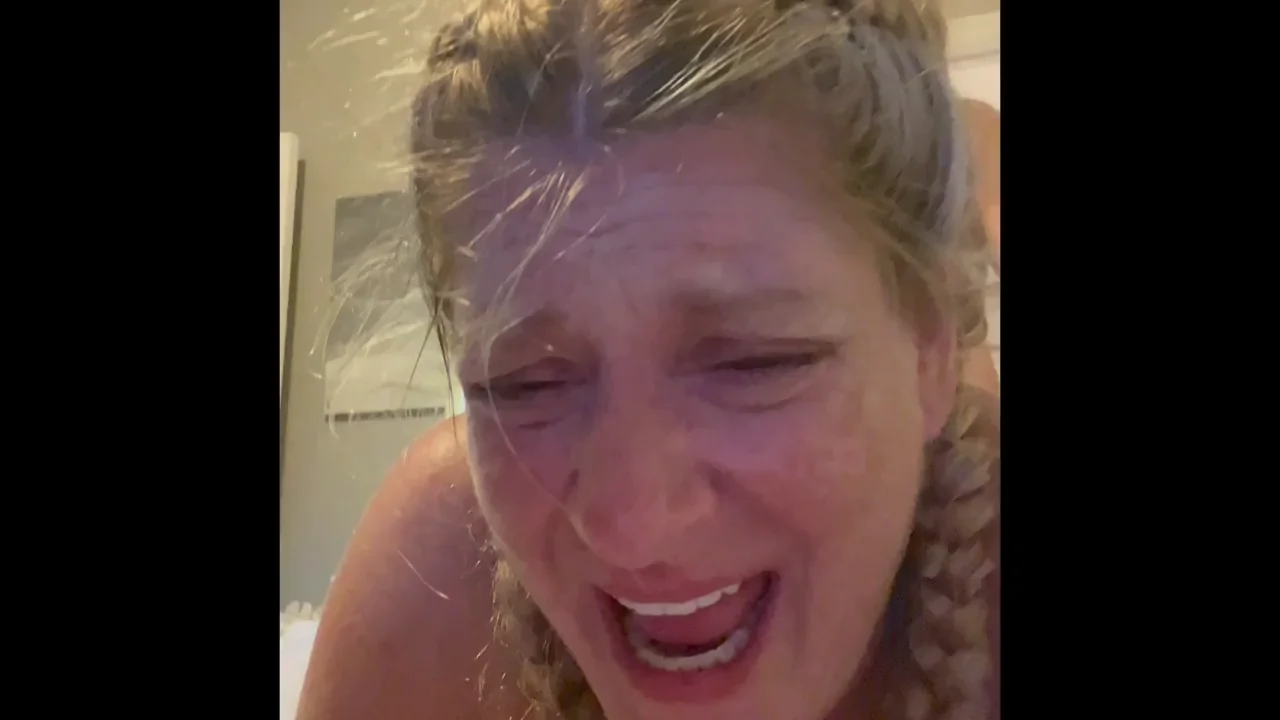 After depositing a considerable amount of Cum in my GF's ass, she tried to return it to me!