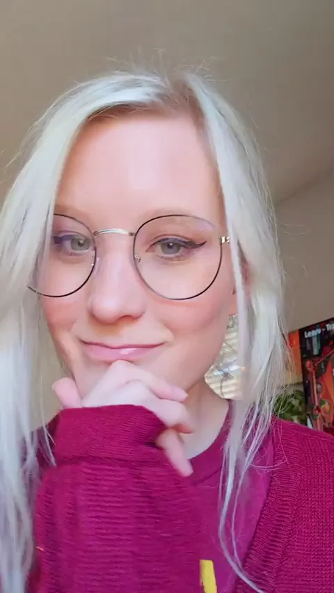 Blonde Babe Flaunts Her Massive Natural Titties Just Like Nature Made 'Em