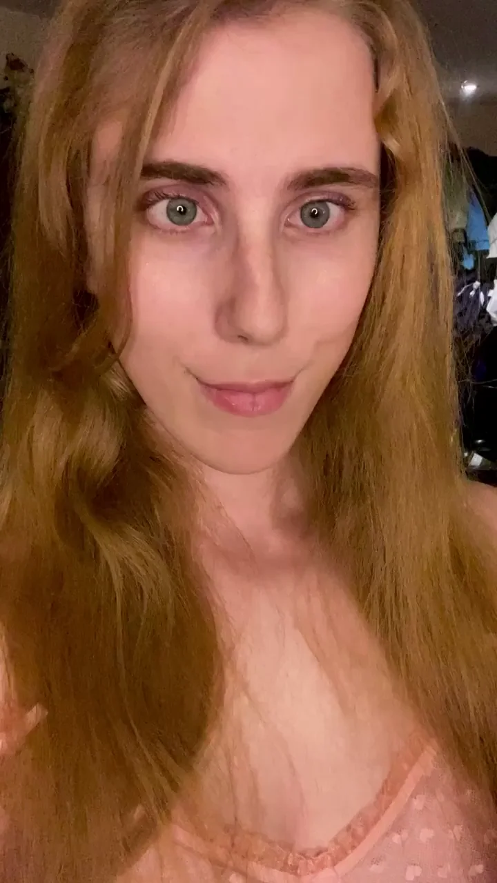 You don't mind submitting to a girl with a little extra do you honey~?😁‡🌶ðŸ’•