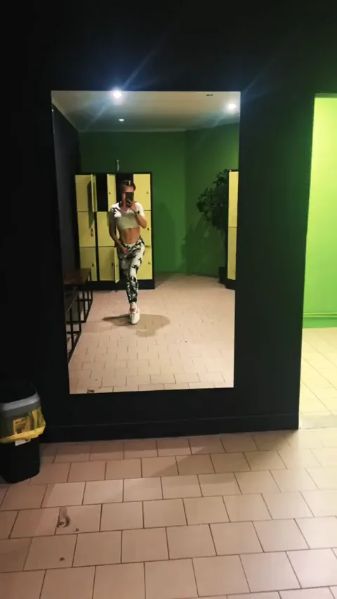 Been working on my tummy a lot lately [GIF]