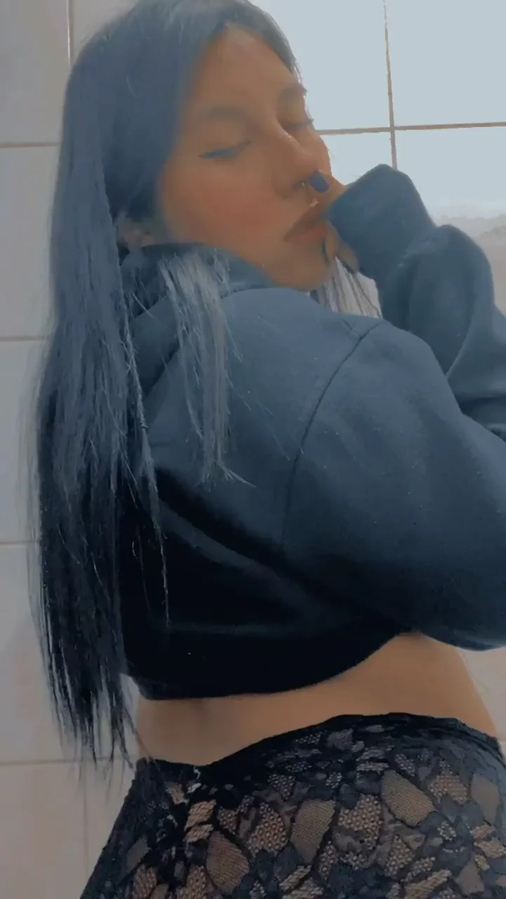 Big ass😈ðŸ–¤