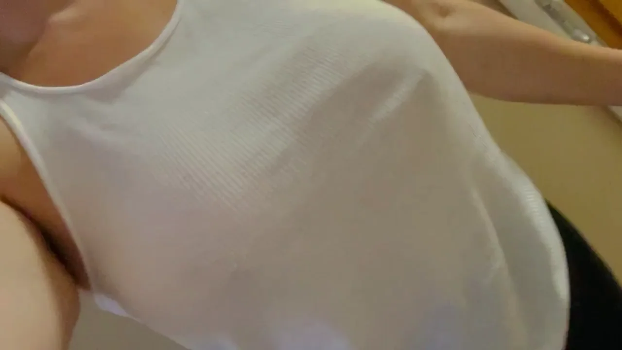 ðŸ”¥Tuesday titty dropðŸ”¥