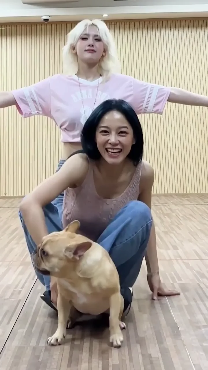 Kim Sejeong's Sexy Kpop Dance Tease 😍💃🔥